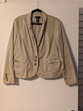 attention Beige Single-Breasted Women's Blazer Size 18 *Stains*